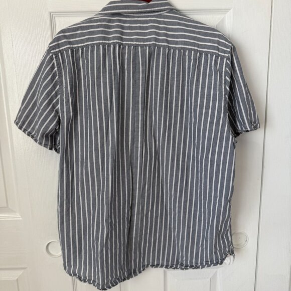 DKNY Jeans Men's Blue and White Stripe Short-Sleeve Casual Button Shirt XXL - Picture 4 of 4